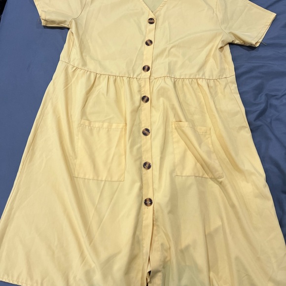 Yellow button up dress - Picture 2 of 2
